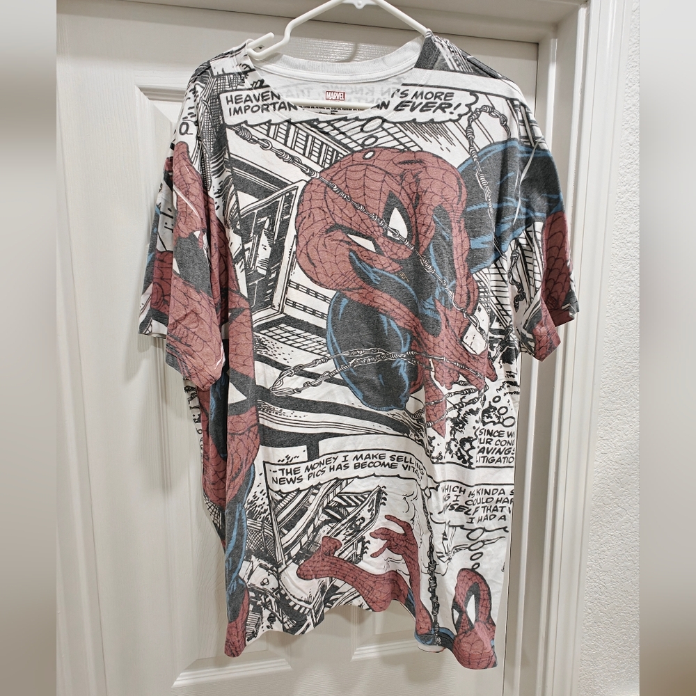 Spiderman Faded Vintage Marvel Comics Short Oversized Sleeve T-Shirt